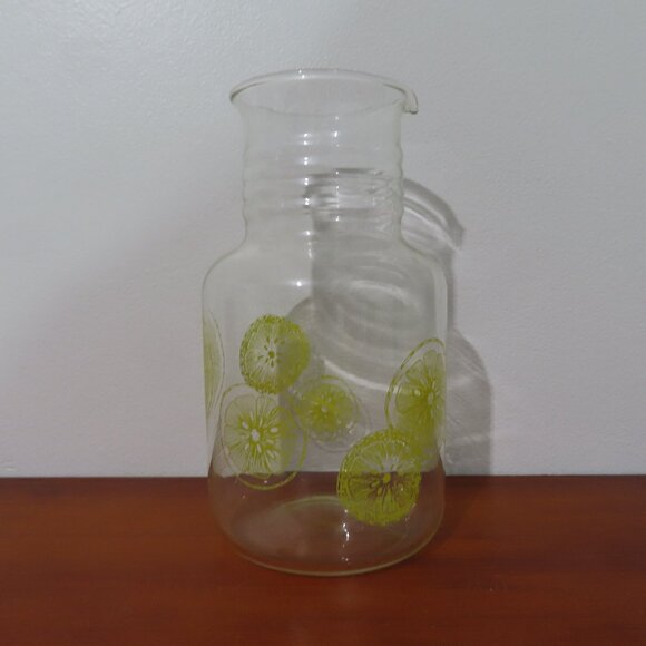Vintage Pyrex Lemonade/Water Pitcher with Citrus Lemon Print - Picture 12 of 15